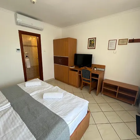 Hegyalja Fogado 3* Sarospatak
