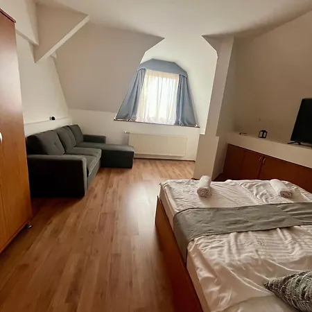 Bed & Breakfast Hegyalja Fogado 3*
