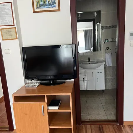 Hegyalja Bed and breakfast 3*