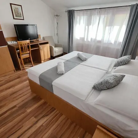 Hegyalja 3*