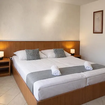 Bed and breakfast Hegyalja 3*
