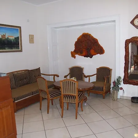 Bed & Breakfast Hegyalja Fogado Sarospatak