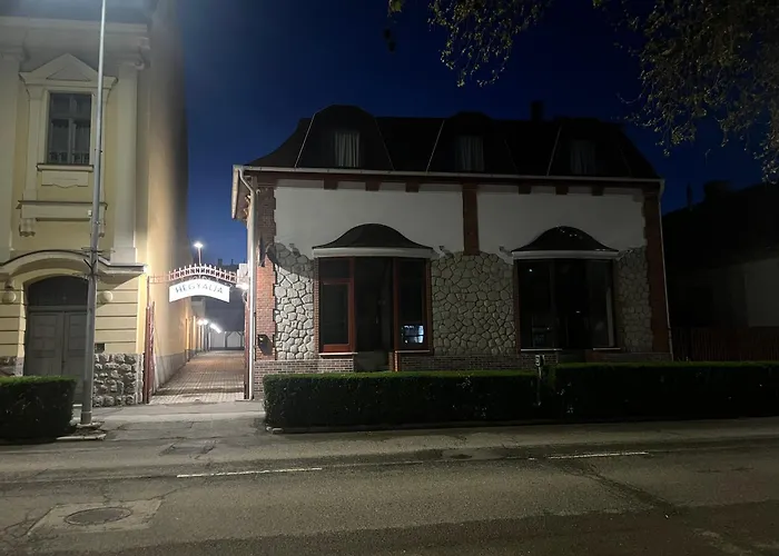 Hegyalja Bed and breakfast 3*